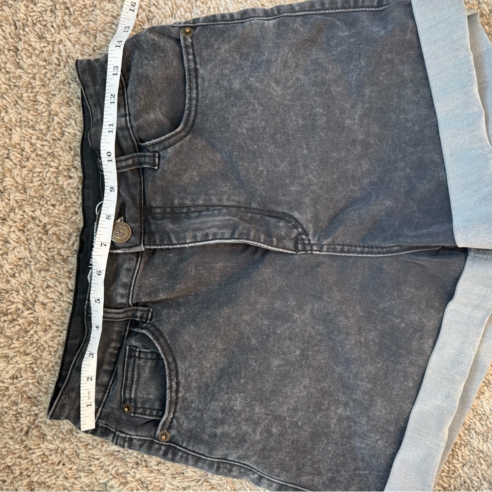 Born Primitive Dark Wash Jean Shorts - Picture 4 of 5